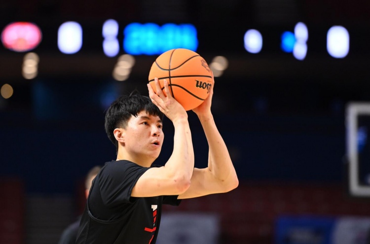 李贤重确认出战NBA夏季联赛 将缺席世预赛关键战役 李贤重确认出战NBA夏季联赛 将缺席世预赛关键战役