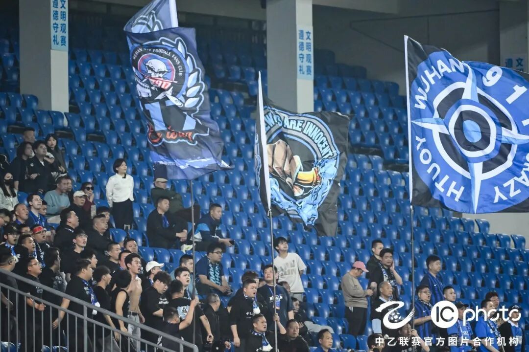 中乙第4轮：武汉三镇B队主场0-1负成都蓉城B队 两度错失绝平