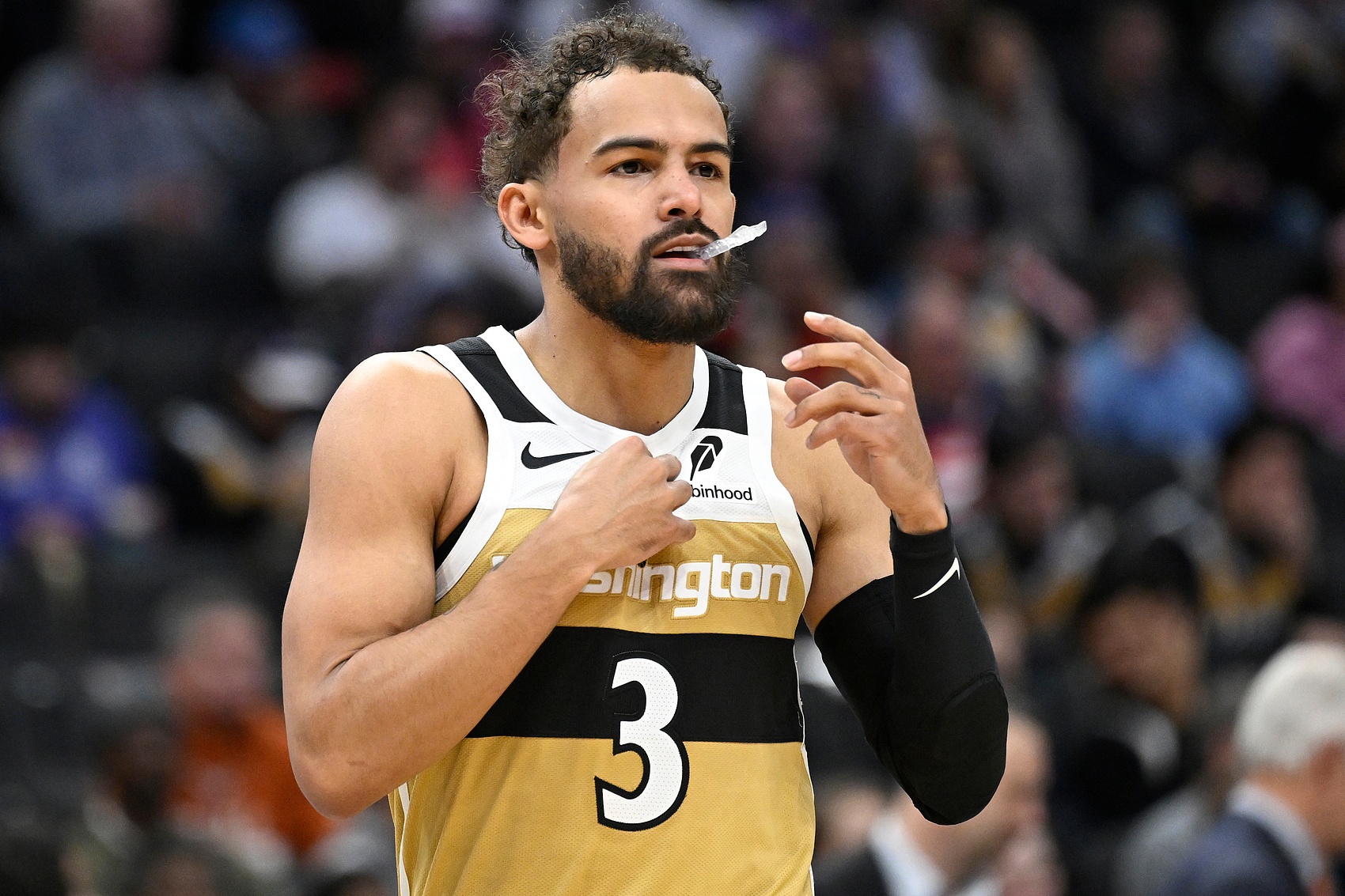 溢价合同盘点：特雷·杨2.12亿领衔，湖人掏空未来，活塞两度上榜