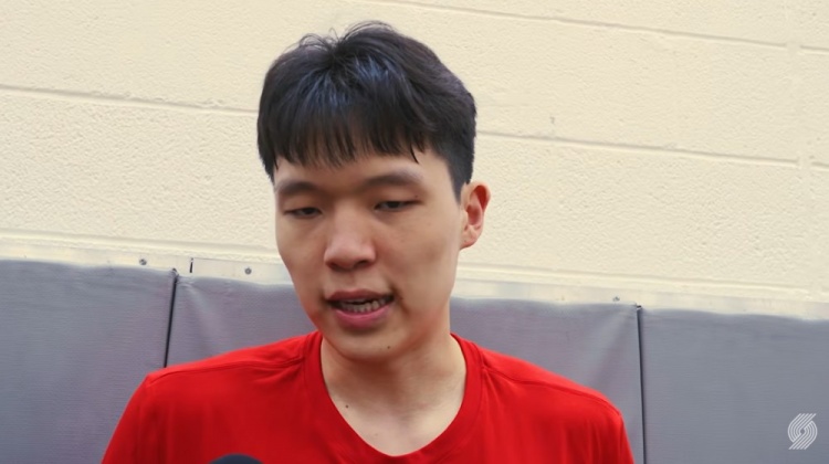 杨瀚森谈新帅诺里:细节抓得很细,发挥大家特点 杨瀚森谈新帅诺里:细节抓得很细,发挥大家特点