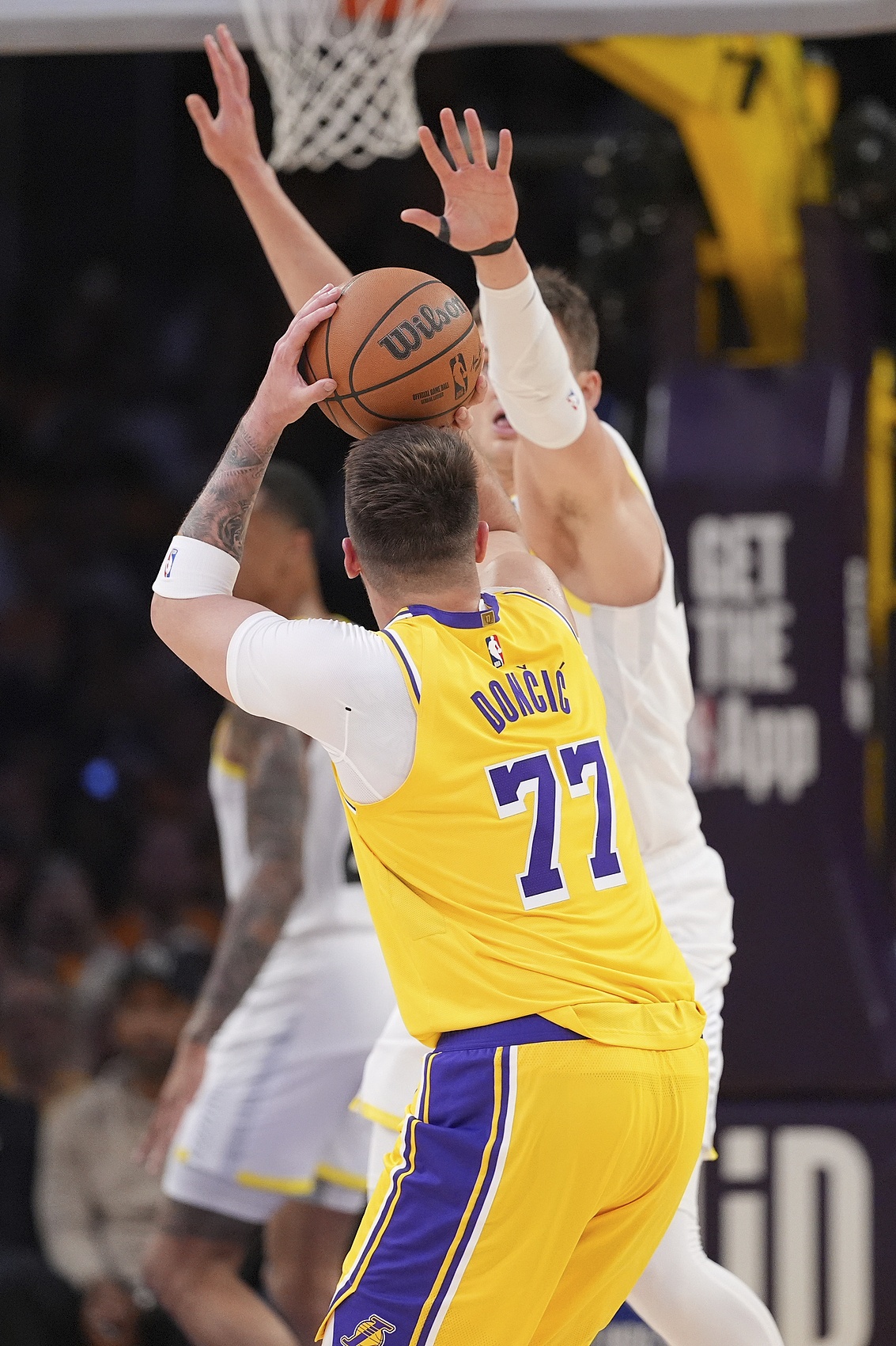 东契奇力主推动湖人交易凯斯勒 1.3亿合同锁定内线基石