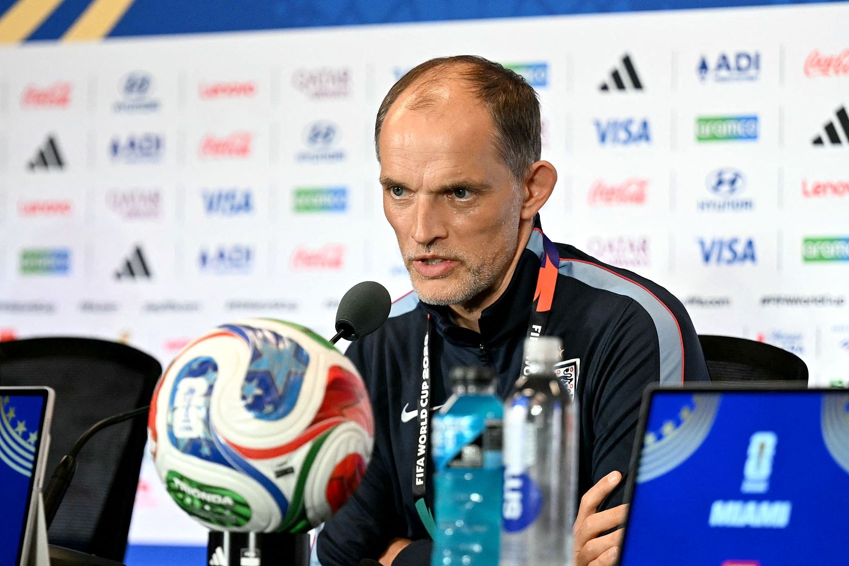 FIFA秋后算账:世界杯后处罚图赫尔、阿坎吉等批评裁判者 FIFA秋后算账:世界杯后处罚图赫尔、阿坎吉等批评裁判者