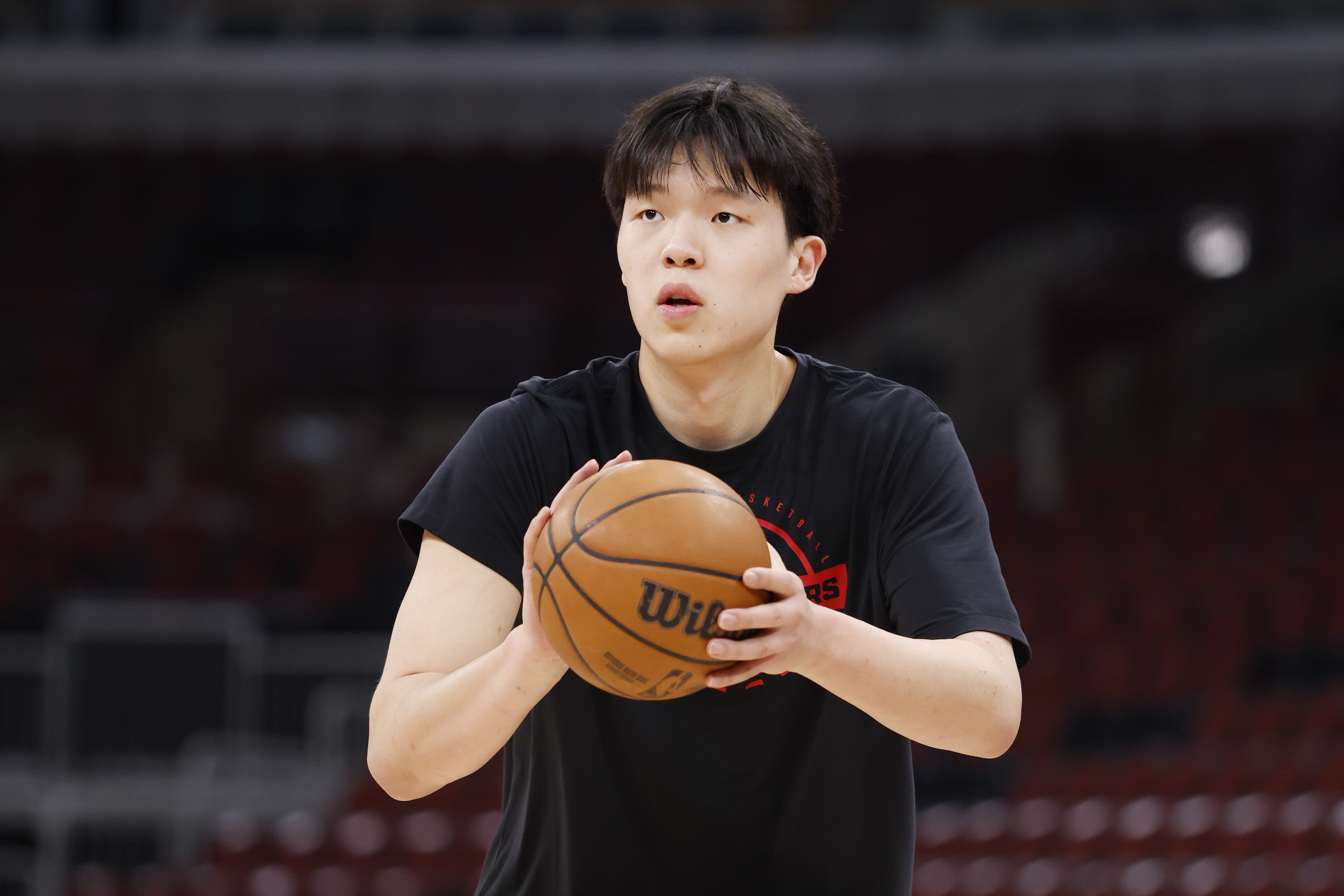杨瀚森下半场爆发13+5+4帽 媒体人:关键看怎么用