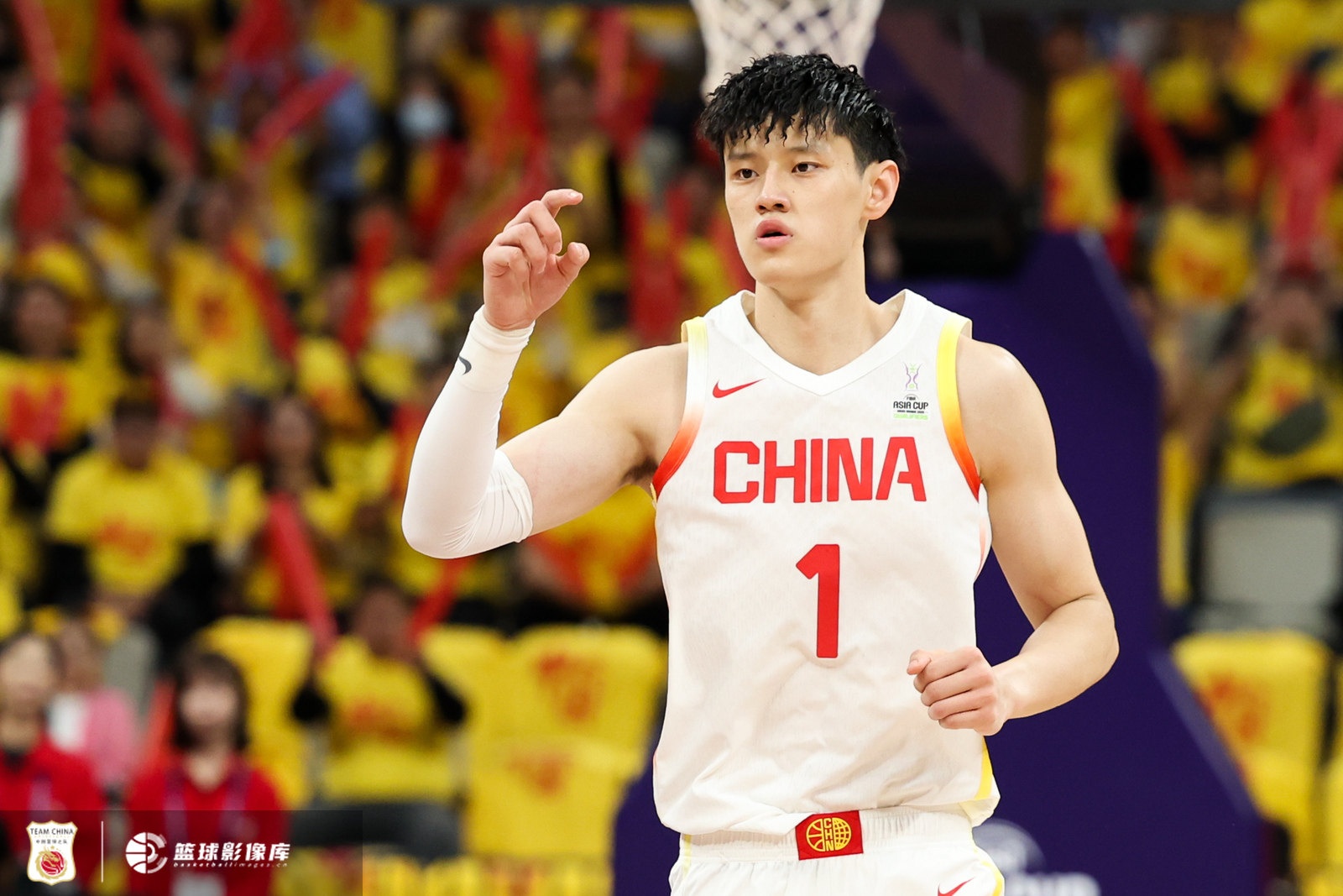 国家队延误曾凡博治疗窗口 媒体人:前两个月就不该招他 国家队延误曾凡博治疗窗口 媒体人:前两个月就不该招他