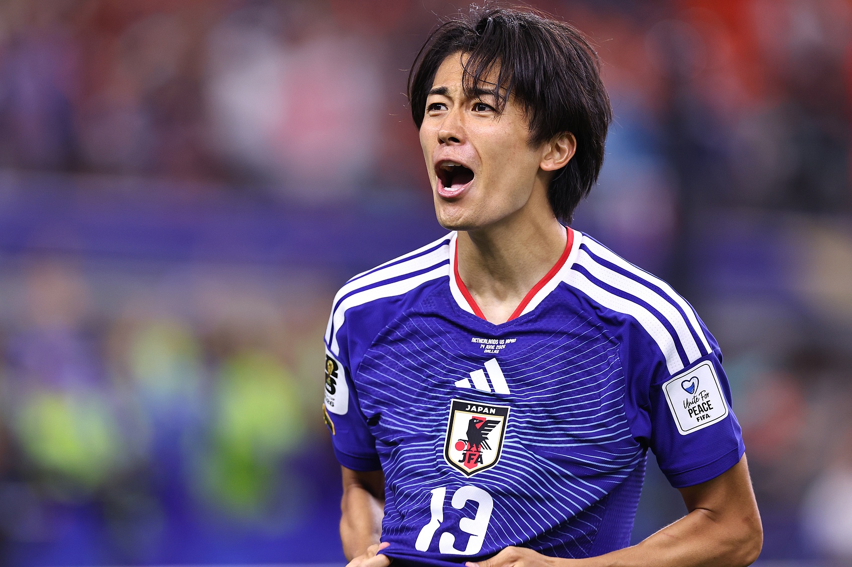 兰斯为日本前锋中村敬斗标价2500万欧,马赛加入争夺