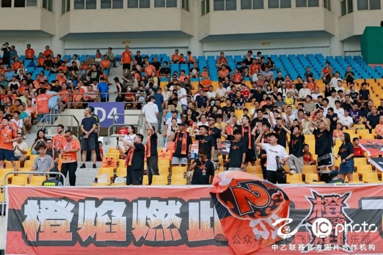 中乙-刘子铭头球首开纪录 厦门飞鹭1-2遭杭州临平吴越逆转主场不败告破 中乙-刘子铭头球首开纪录 厦门飞鹭1-2遭杭州临平吴越逆转主场不败告破