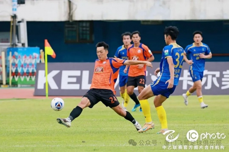 中乙-刘子铭头球首开纪录 厦门飞鹭1-2遭杭州临平吴越逆转主场不败告破 中乙-刘子铭头球首开纪录 厦门飞鹭1-2遭杭州临平吴越逆转主场不败告破