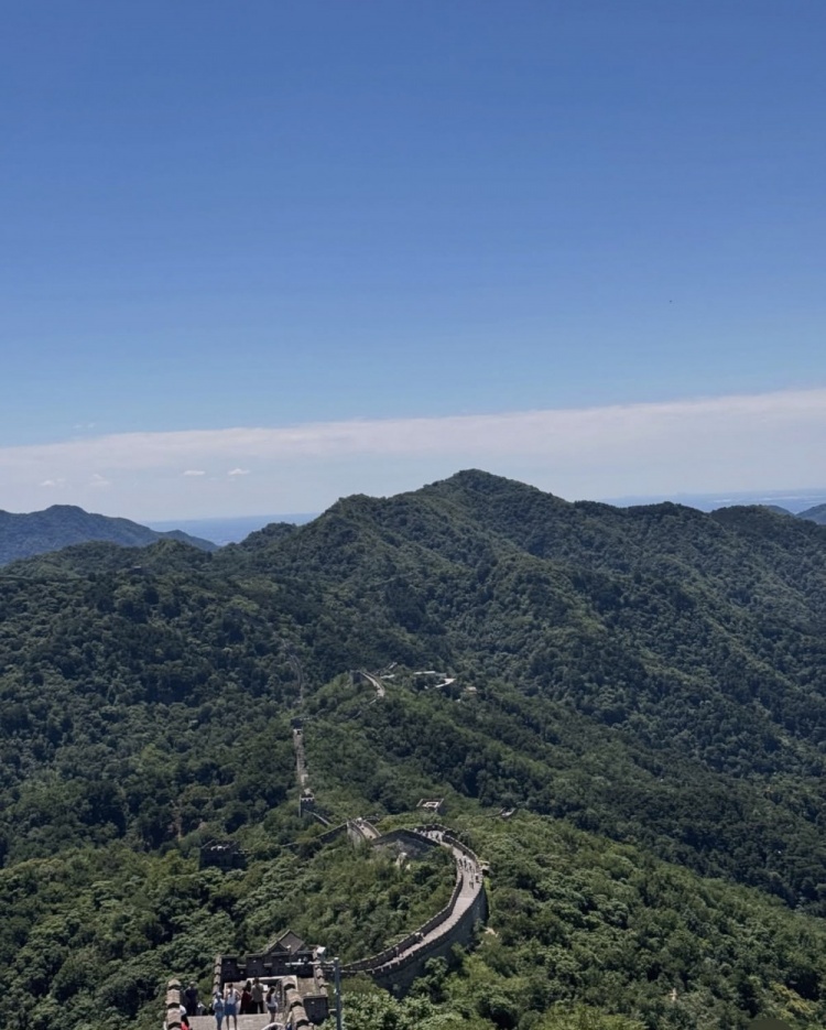 马德鲁加游长城:不愧为世界七大奇迹之一 马德鲁加游长城:不愧为世界七大奇迹之一